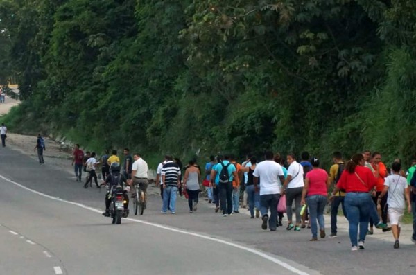 Caos en la autopista a Puerto Cortés por levantamiento de cadáver