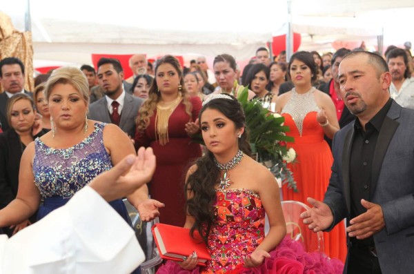 Rubí ahora es cantante y quiere que la contraten