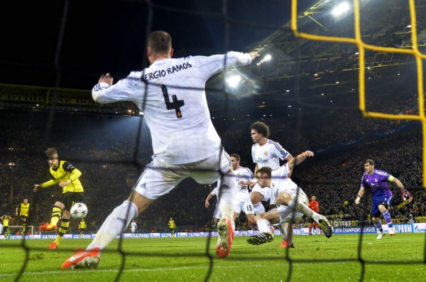 Real Madrid se clasifica a semifinales con mucho sufrimiento