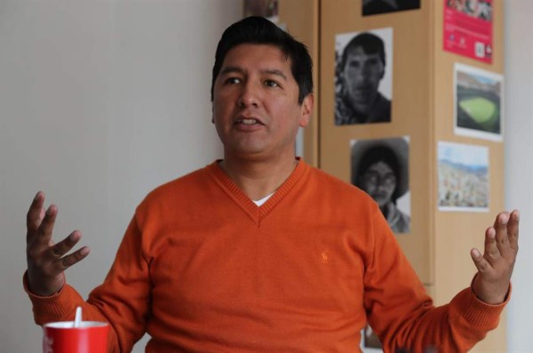 Censura y hostigamiento, el costo de un artista por parodiar a Evo Morales