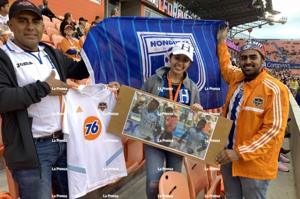 El bonito gesto de Alberth Elis con familia hondureña previo a partido del Houston Dynamo