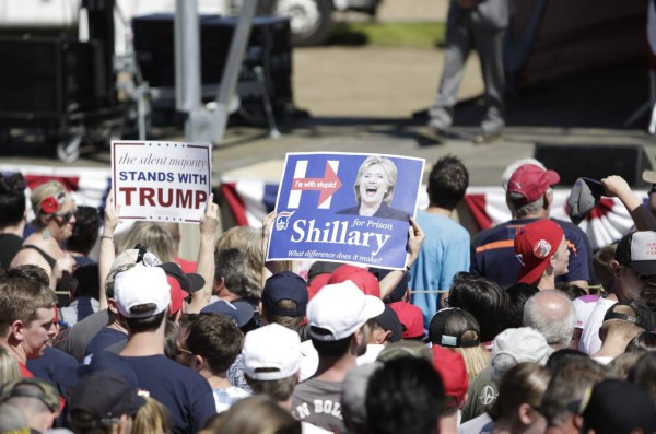EUA celebra nuevas primarias con la mira en duelo Clinton-Trump