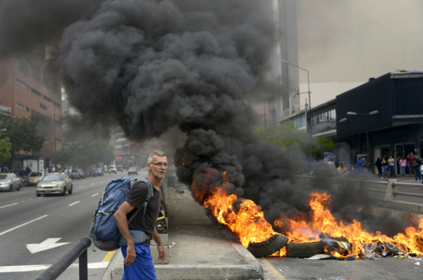 Capriles no asistirá a diálogo de paz