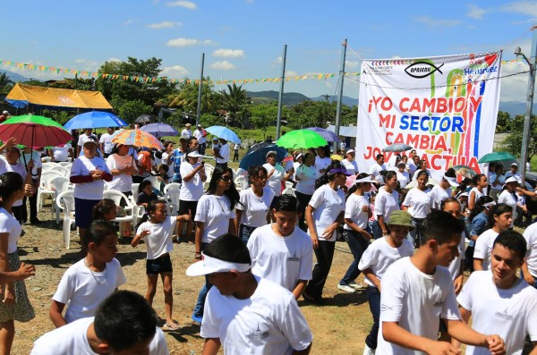 Claman por paz en las calles de la Rivera Hernández