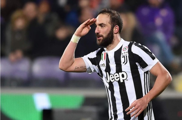 La Juventus supera el examen Fiorentina y dormirá como líder de la Serie A