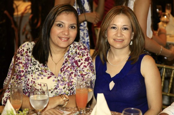 Gabriela y Elías Handal esperan a su segundo hijo