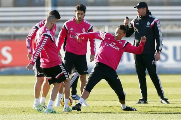 El enfado de Cristiano por estar en el centro del rondo
