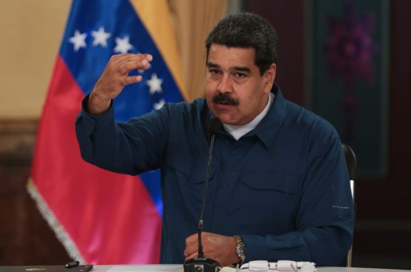 Maduro no 'regalará' más la gasolina en Venezuela