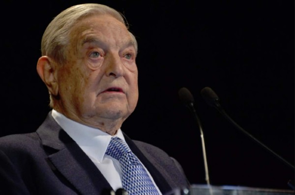 '¡Cóbranos más impuestos!', piden multimillonarios a Trump