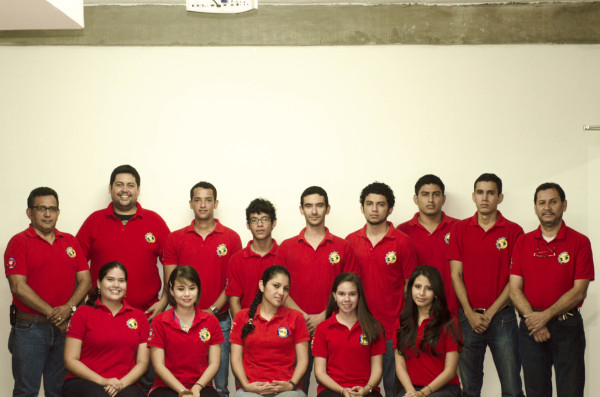 Carrera de ingeniería de la Universidad Católica participará en la feria SPS IPC DRIVES de Alemania