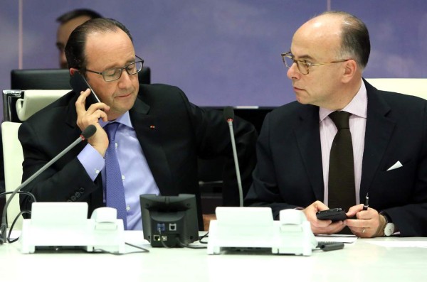 Hollande ordena estado de emergencia en Francia