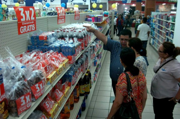 Supermercados La Antorcha se amplía y lleva empleo a La Ceiba