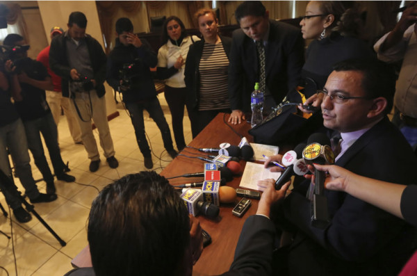 Suspenden a 5 jueces y destituyen a uno en Honduras