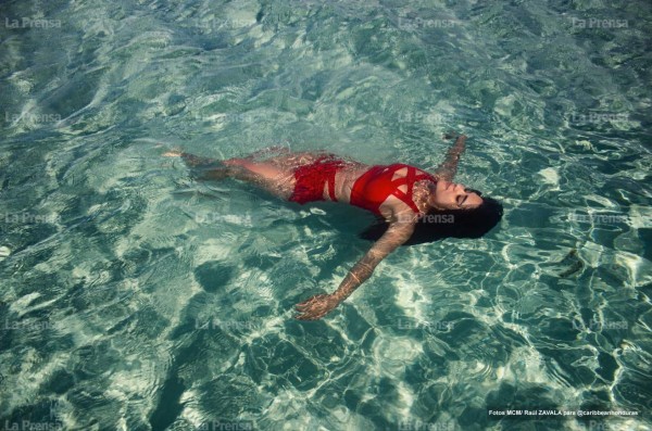 Ónice Flores muestra la joya escondida de Islas de la Bahía