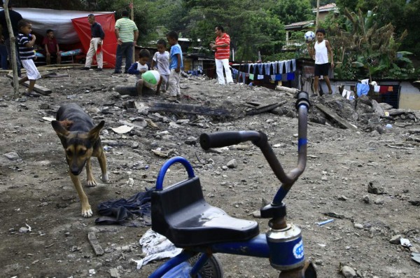 Siete sueños calcinados por incendio en La Primavera