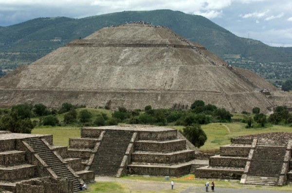 Macabro hallazgo arqueológico cuestiona hipótesis sobre sacrificios aztecas