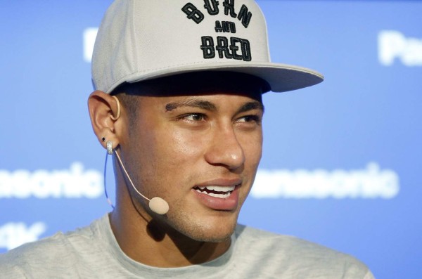 Neymar a los críticos: 'No voy a cambiar mi nivel de juego'