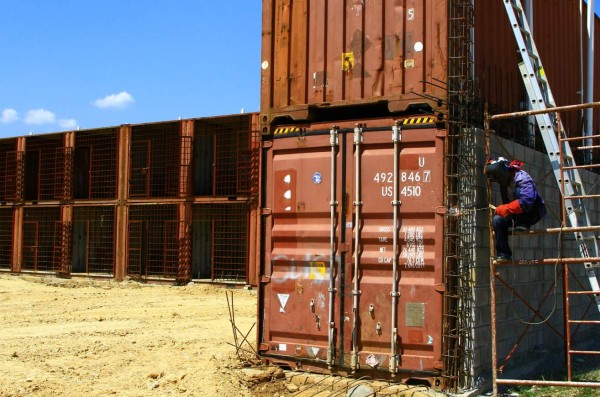 Mendigan fondos para construir penal