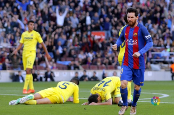 Messi acaricia el Pichichi de la Liga Española