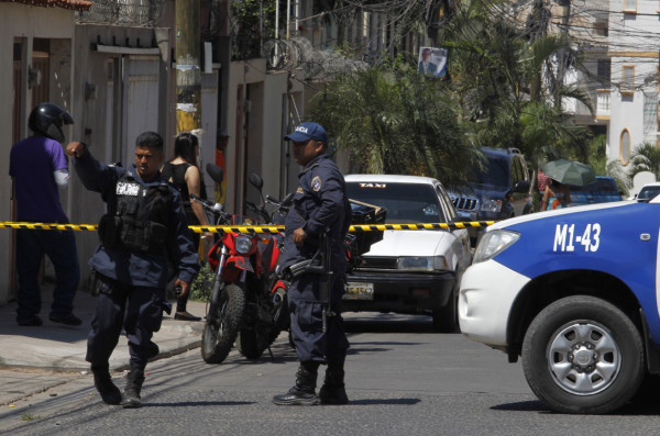 Comerciante ultima a tiros a extorsionador que amenazaba con matar a su familia