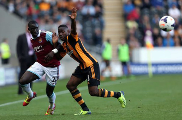 Maynor Figueroa se lesionó en derrota del Hull City