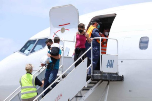 Biden reanuda deportaciones rápidas con primer vuelo a Honduras