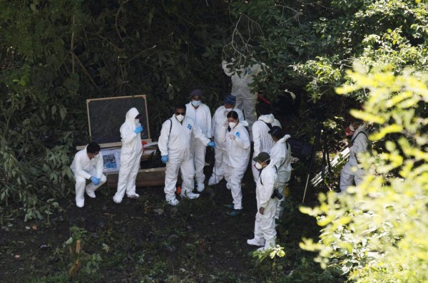 Encuentran nuevas fosas con cuerpos en México