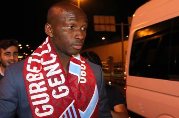 Club turco salva a familia de futbolista del terrorismo islamista