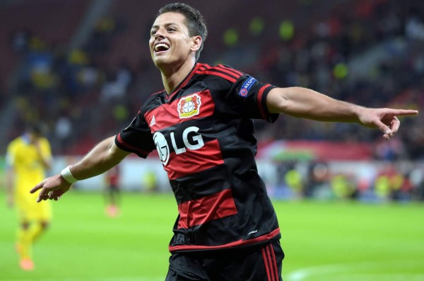 'Chicharito' se estrena y Bayer Leverkusen golea en la Champions