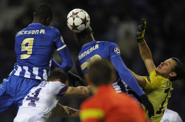 El Porto empata en casa contra Austria Viena y se complica clasificación