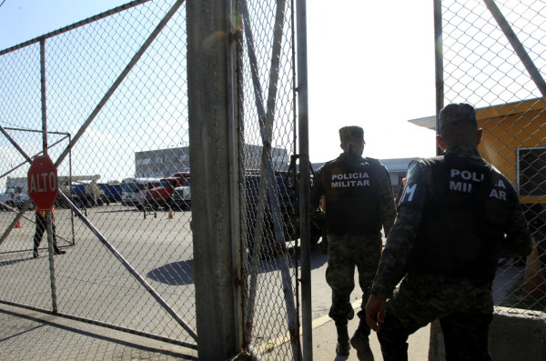 Intervienen aduanas para frenar millonaria evasión fiscal en Honduras
