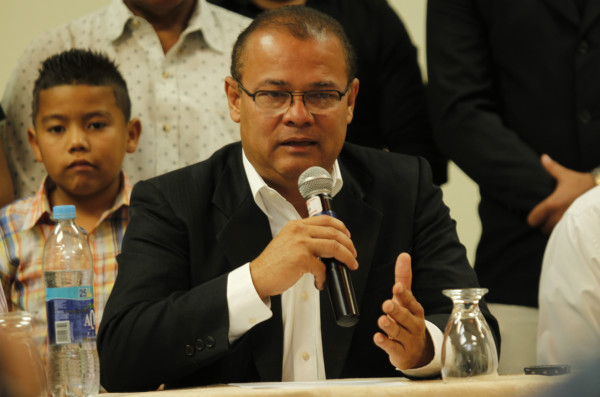 Andrés Pavón suena como candidato para sustituir a Ramón Custodio