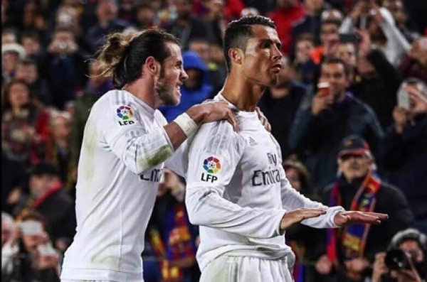 Denuncian al Barcelona por insultos homófobicos a Cristiano