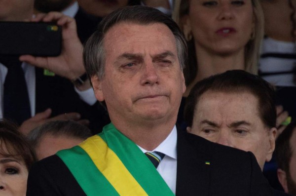 Bolsonaro recibe el alta y regresa a Brasilia tras nueve días hospitalizado