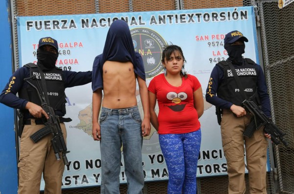 Capturan a una pareja acusada de extorsión