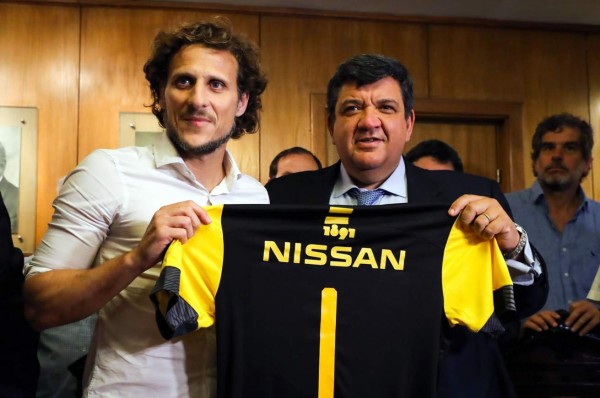 Diego Forlán, nuevo entrenador del Peñarol de Uruguay