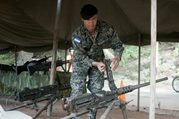 Fuerzas Armadas de Honduras celebran su día