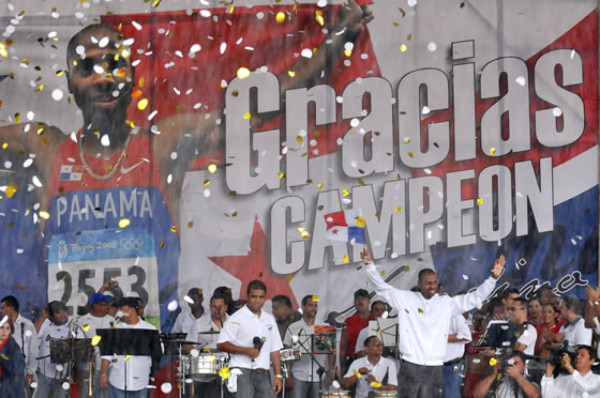 El campeón olímpico Saldino, recibido como un héroe en Panamá
