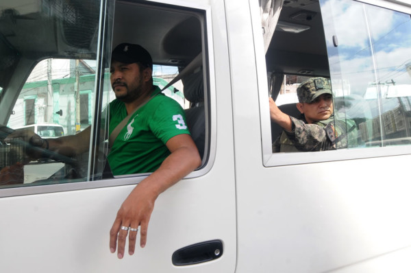 Militares salen a proteger el transporte público de criminalidad