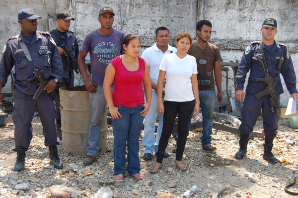 Cae supuesta banda de robacarros en Colón