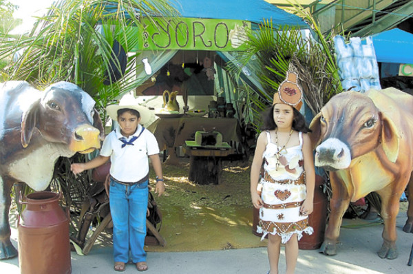 Todos por la hondureñidad