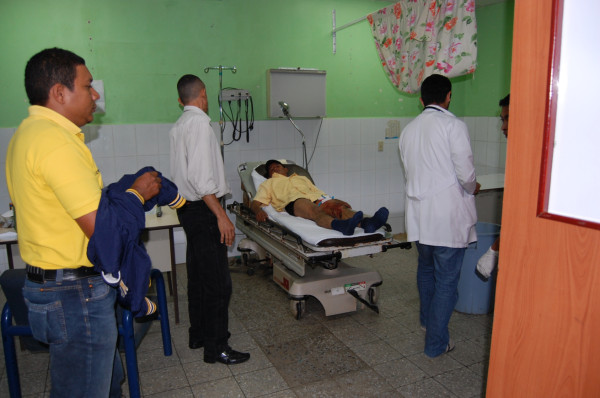 Supuestos invasores hieren a subteniente