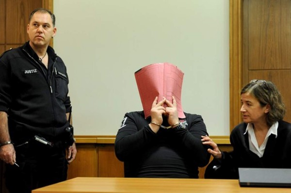 Enfermero confiesa haber matado a 30 pacientes