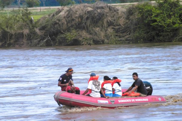 Un mes tardaría reparación de puente en Trujillo