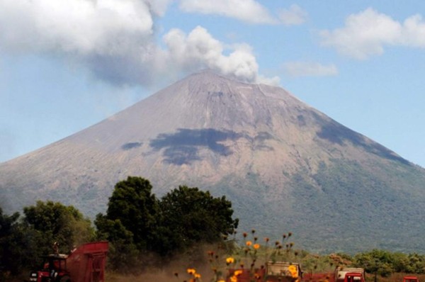 Alerta en Nicaragua ante inminente erupción de volcán San Cristóbal