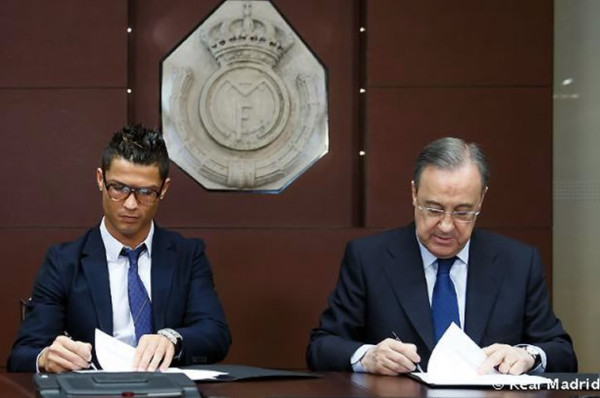 Cristiano renueva con el Real Madrid hasta el 2018