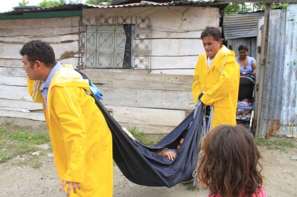 Instruyen a cómo reaccionar ante desastres en los bordos
