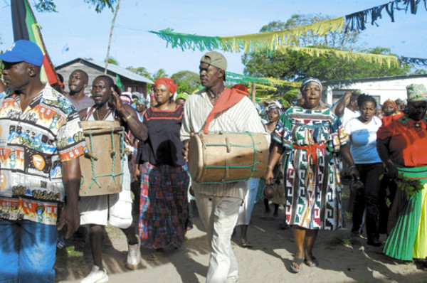 Se apaga el eco de los tambores garífunas