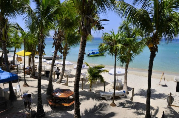 Roatán, lujo al natural