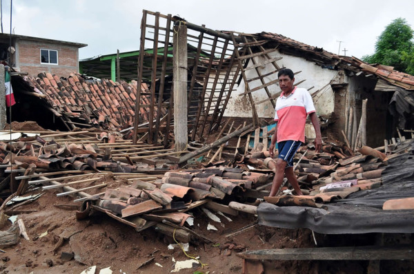 La Pintada, pueblo mexicano borrado por alud, busca desaparecidos bajo lodo